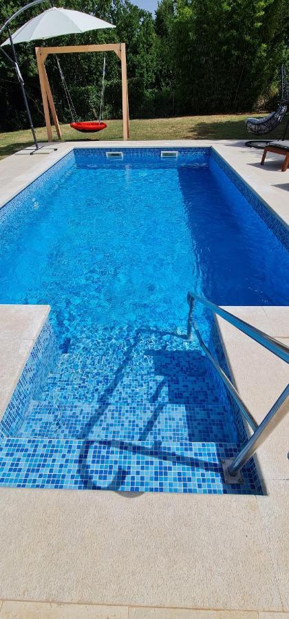 Sunny Garden Villa With Pool Loborika 외부 사진