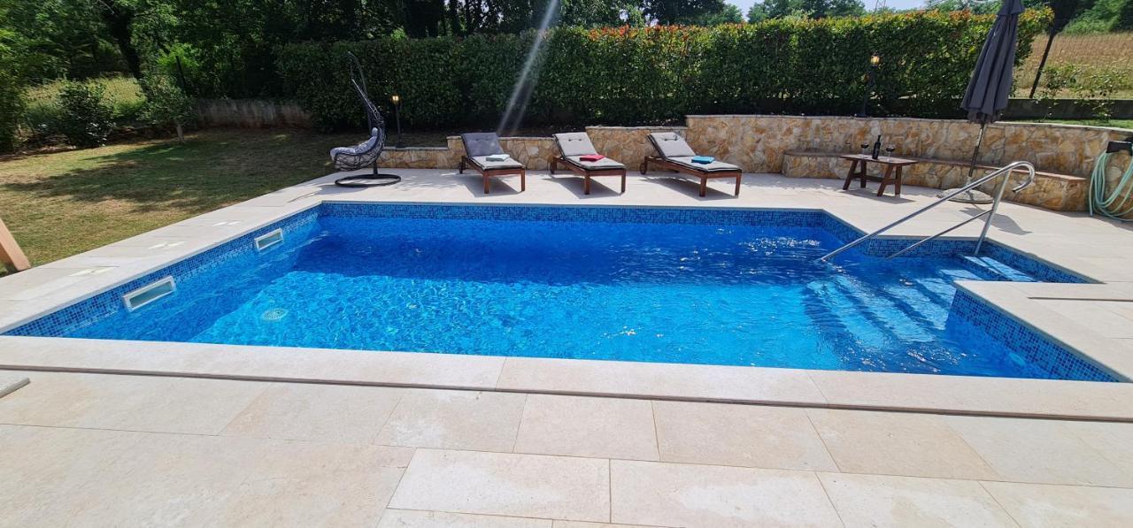 Sunny Garden Villa With Pool Loborika 외부 사진