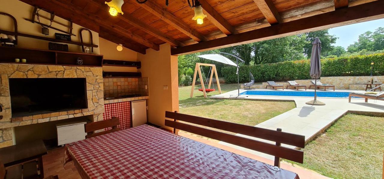 Sunny Garden Villa With Pool Loborika 외부 사진